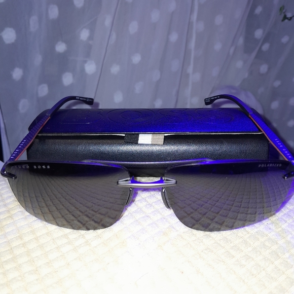 Luxury Mens Sunglasses - Picture 3 of 6